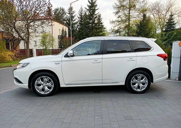 Mitsubishi Outlander cena 95000 przebieg: 67000, rok produkcji 2019 z Rydzyna małe 172